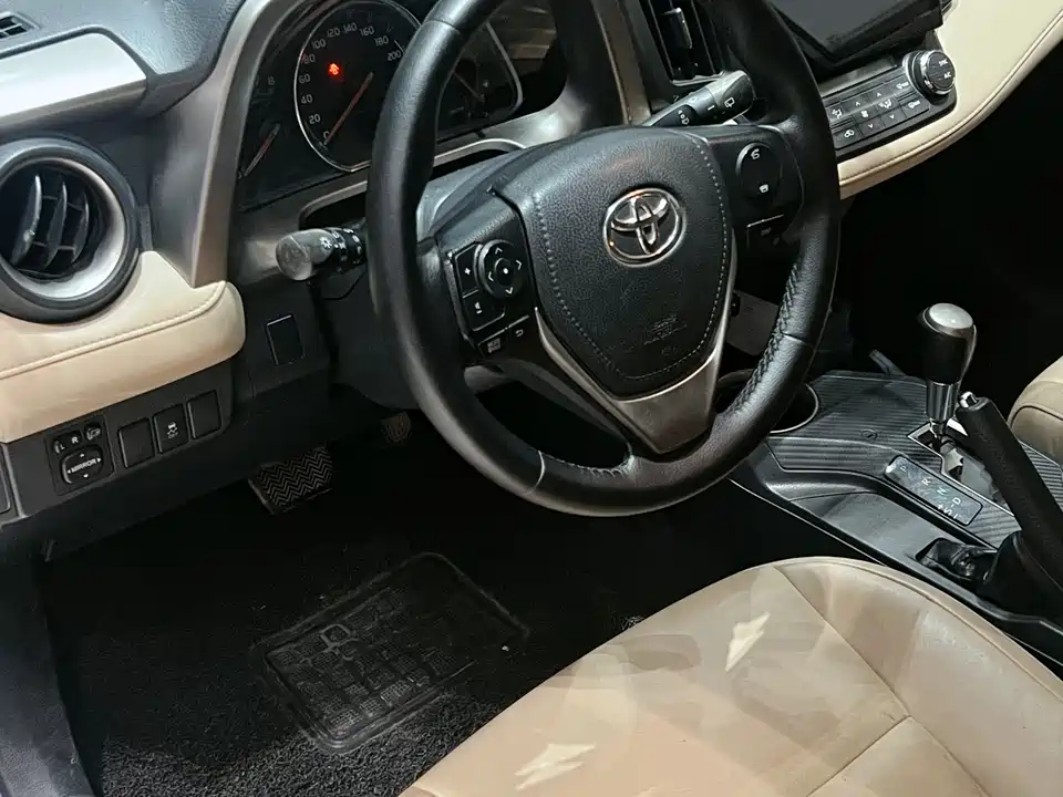 Toyota RAV4 Rongfang
