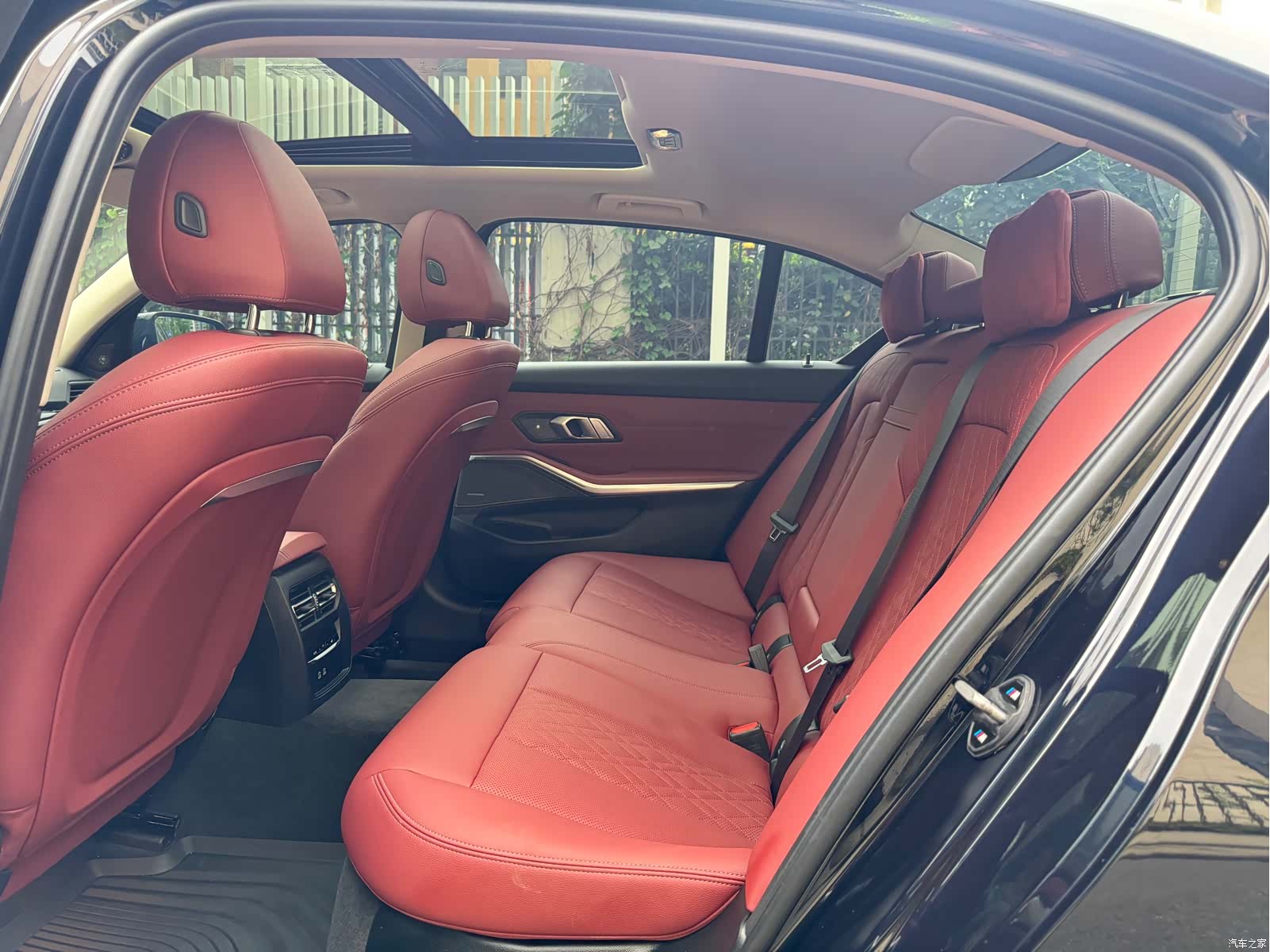 BMW 3 Series, 2023 14