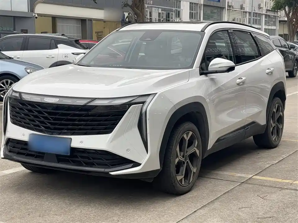 Geely Atlas L