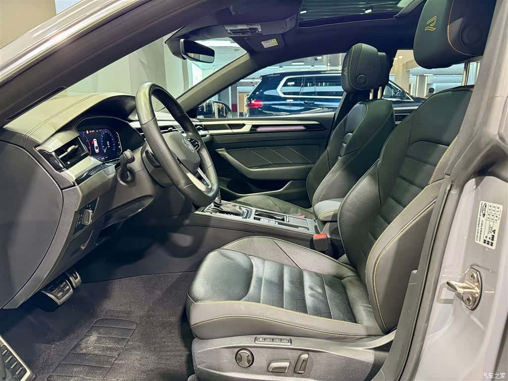 Volkswagen CC, 2024 19