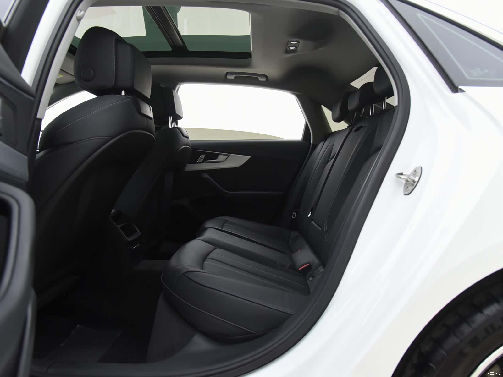 Audi A4L, 2024 8