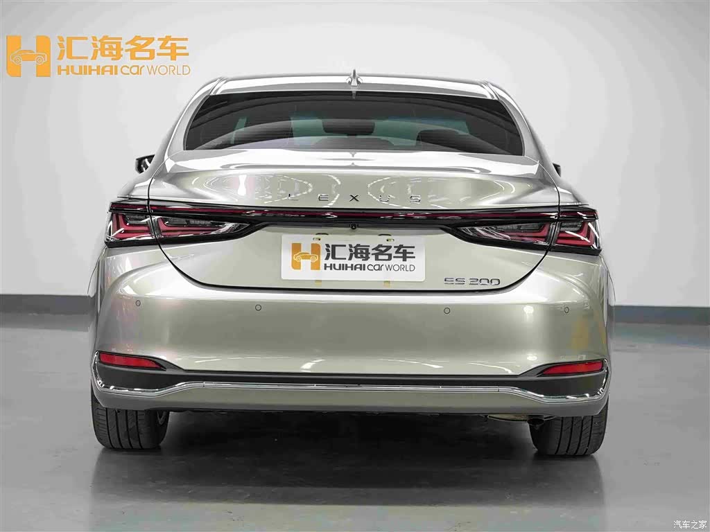 Lexus ES, 2025 все фото