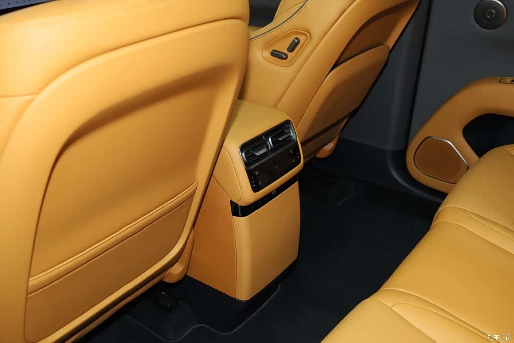 Li Auto i6, 2025 25