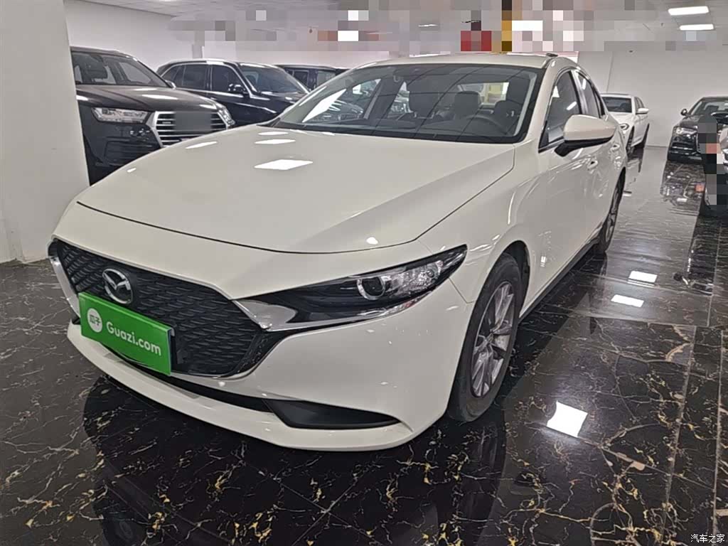 Mazda Mazda3, 2022 1