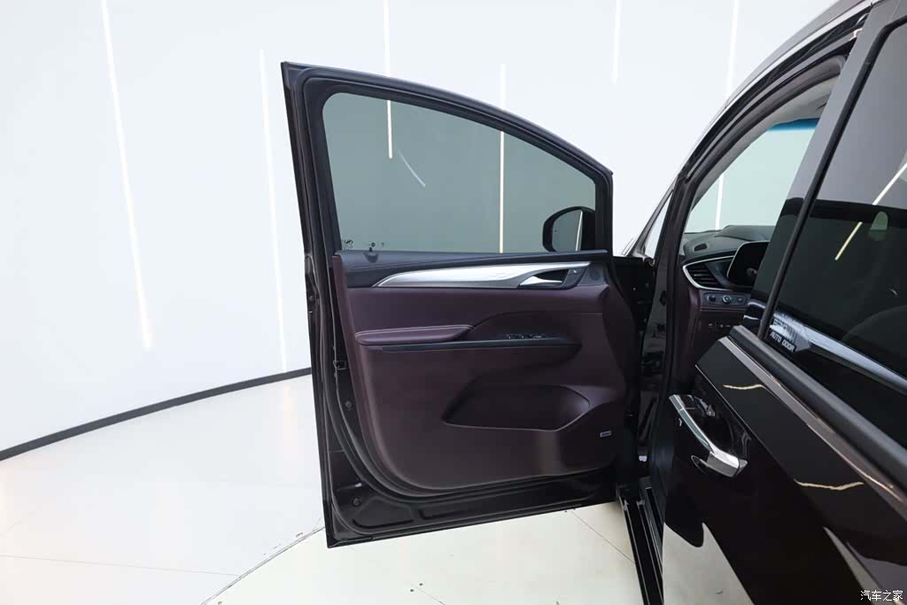 Buick GL8, 2022 15