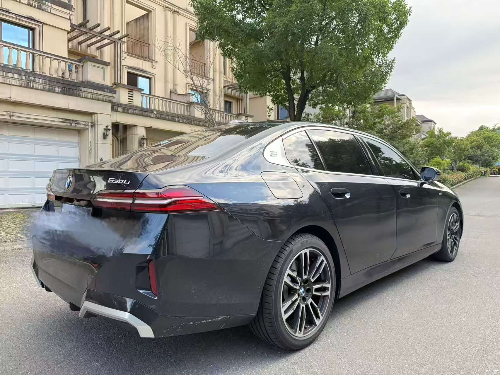 BMW 5 Series, 2024 9