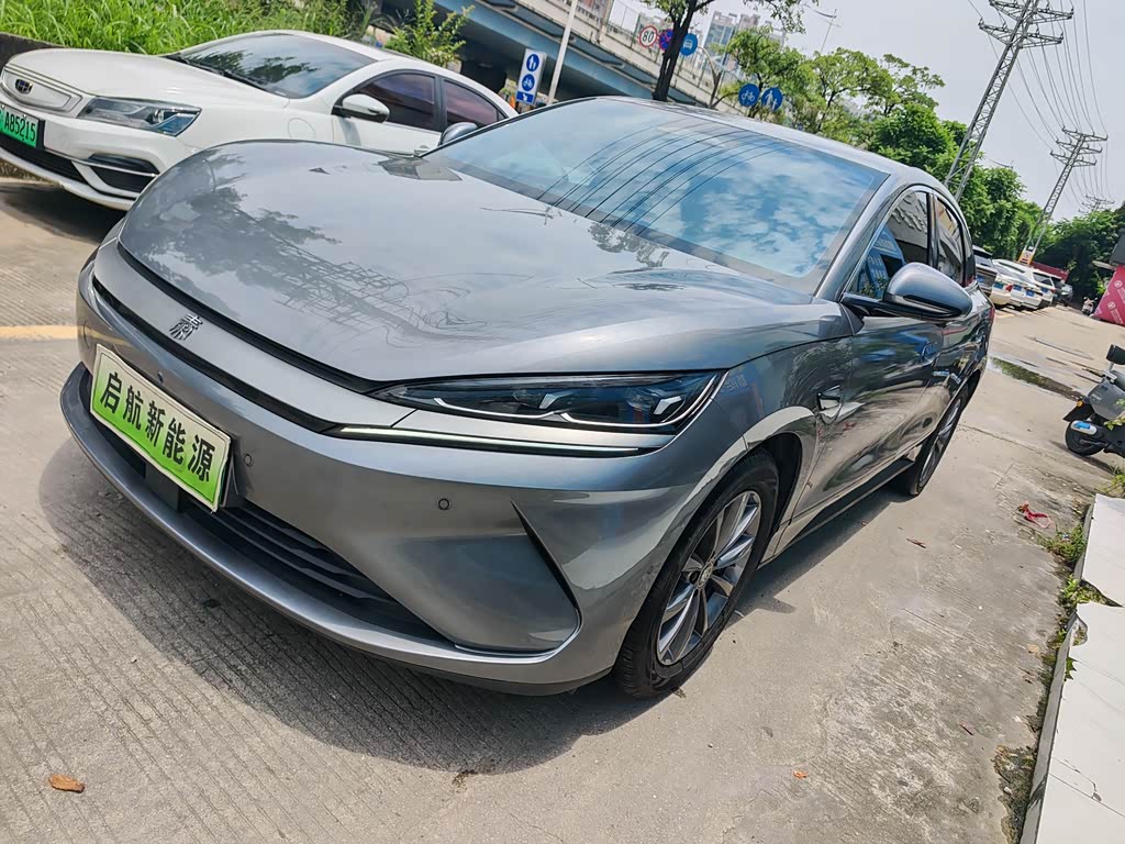BYD Qin L