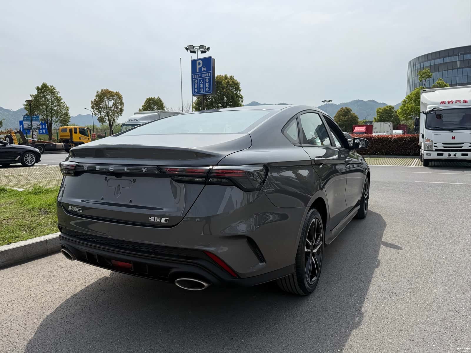 Geely Binray, 2026 7