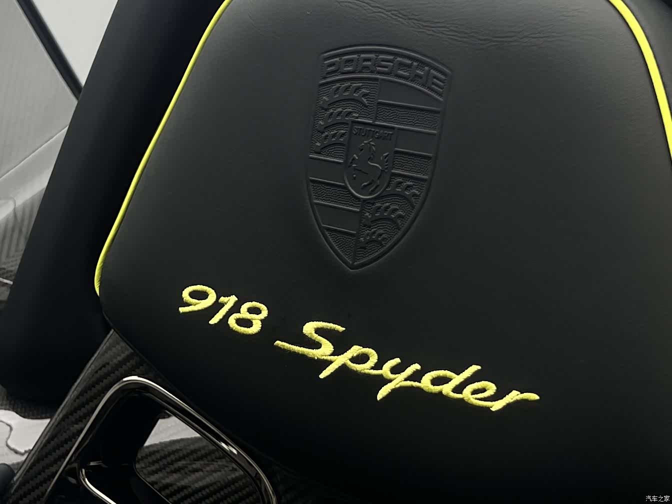 Porsche 918, 2015 23