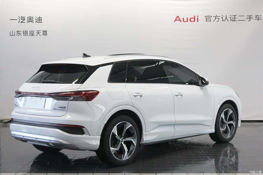 Audi Q4 e-tron, 2025 все фото