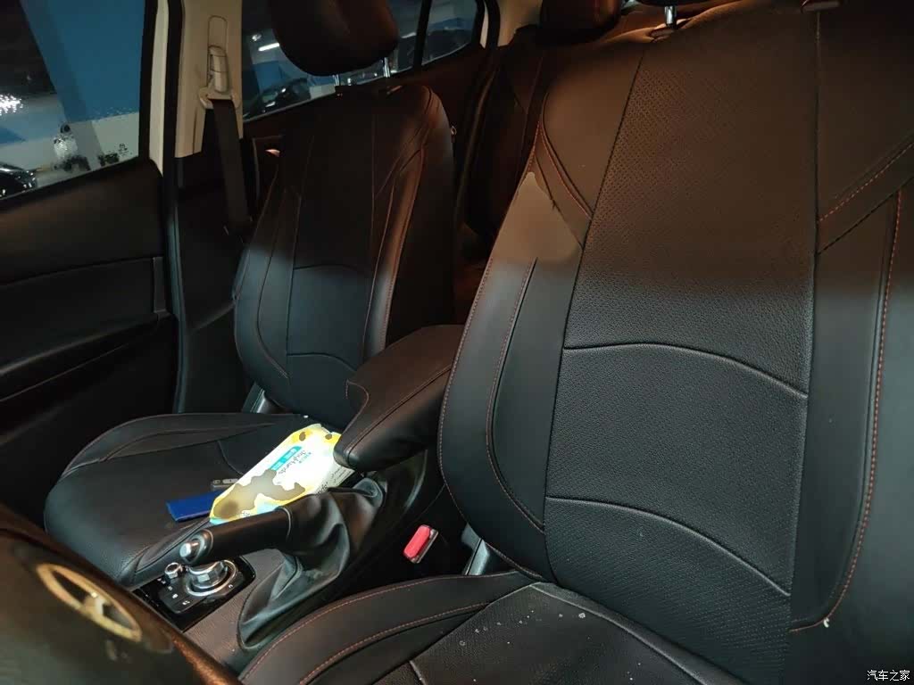 Mazda Mazda3, 2014 8