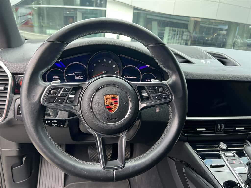 Porsche Cayenne, 2018 12