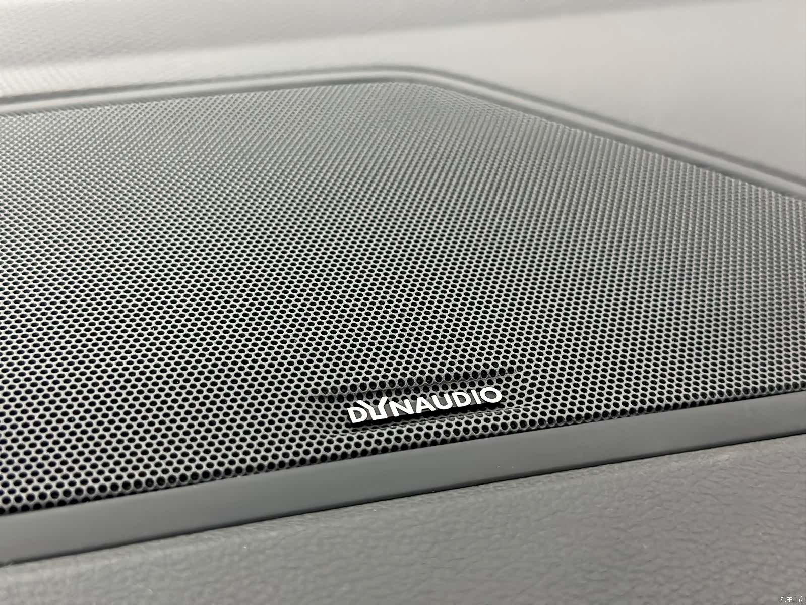 Volkswagen Tiguan L, 2019 14