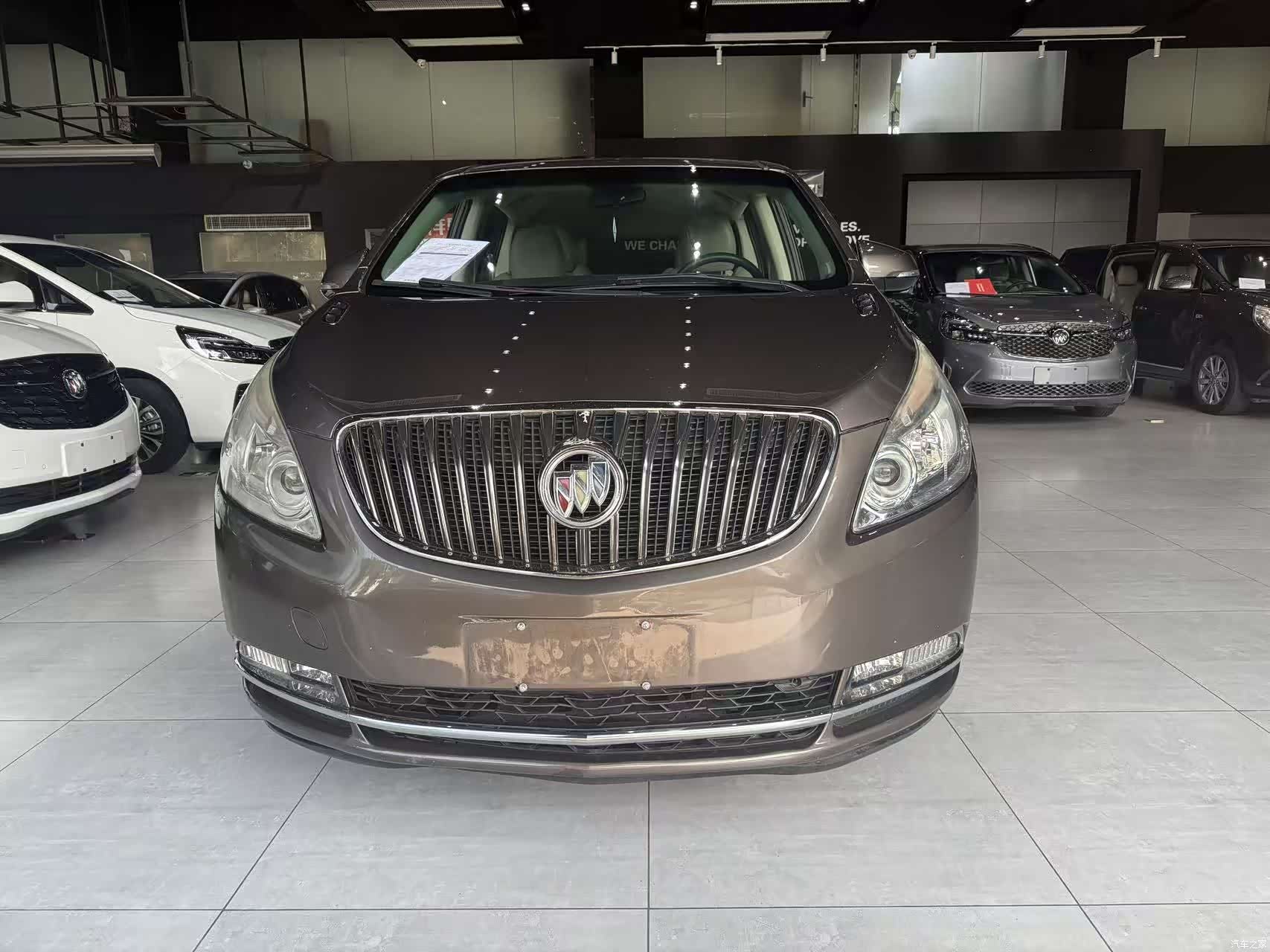 Buick GL8, 2016 1