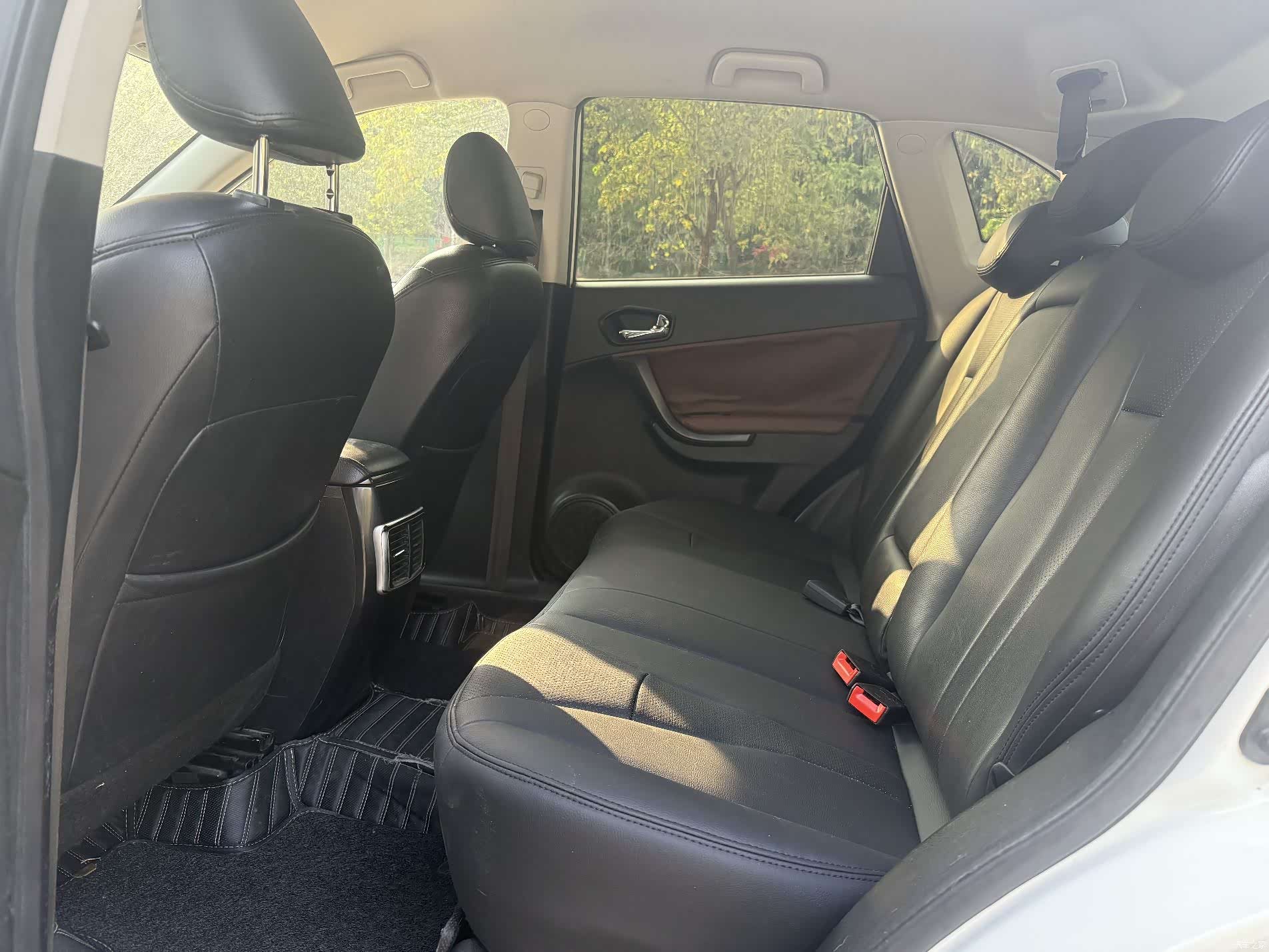 GAC GS5, 2014 8