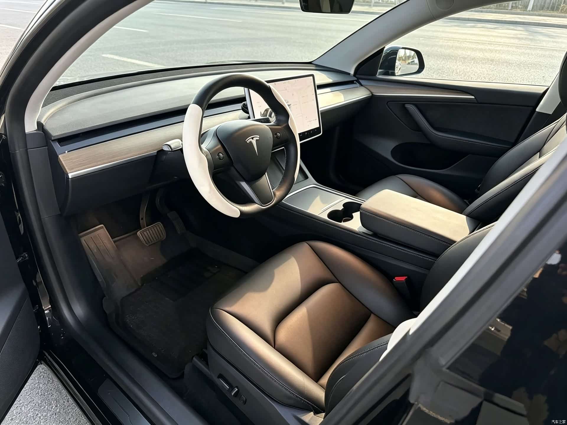 Tesla Model Y, 2021 2