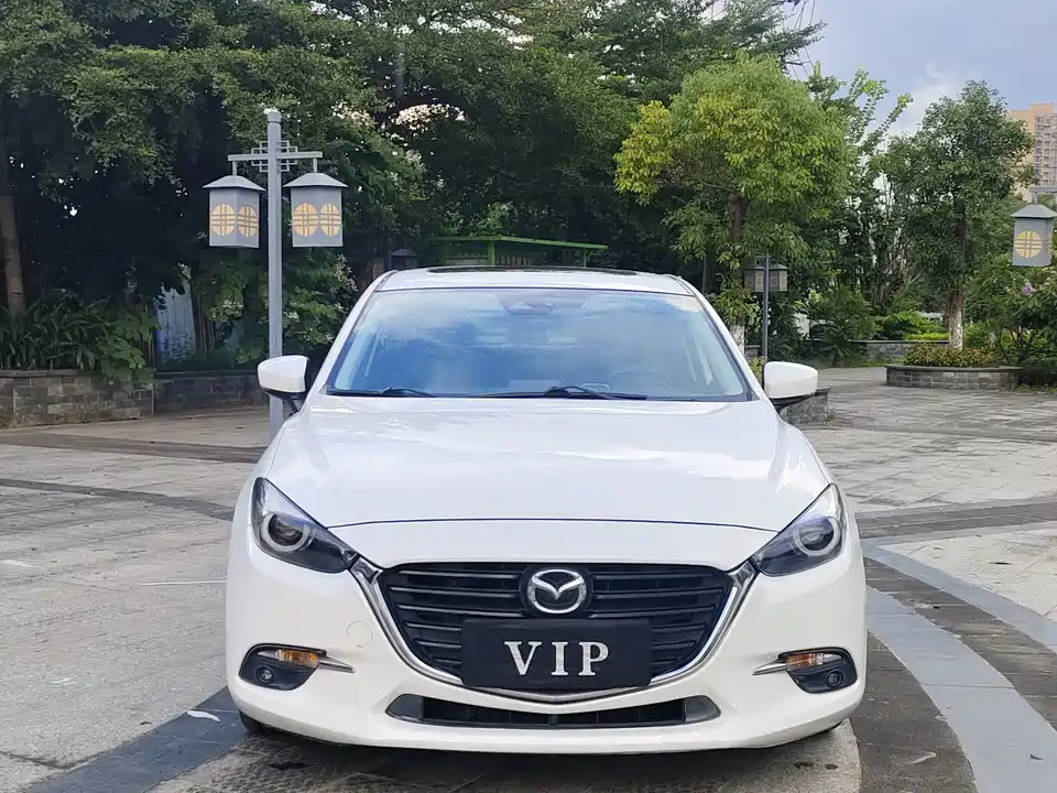 Mazda 3 Angkesaila