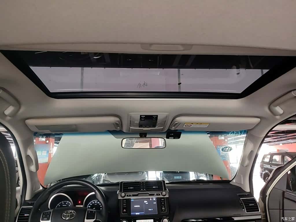 Toyota Prado, 2017 18