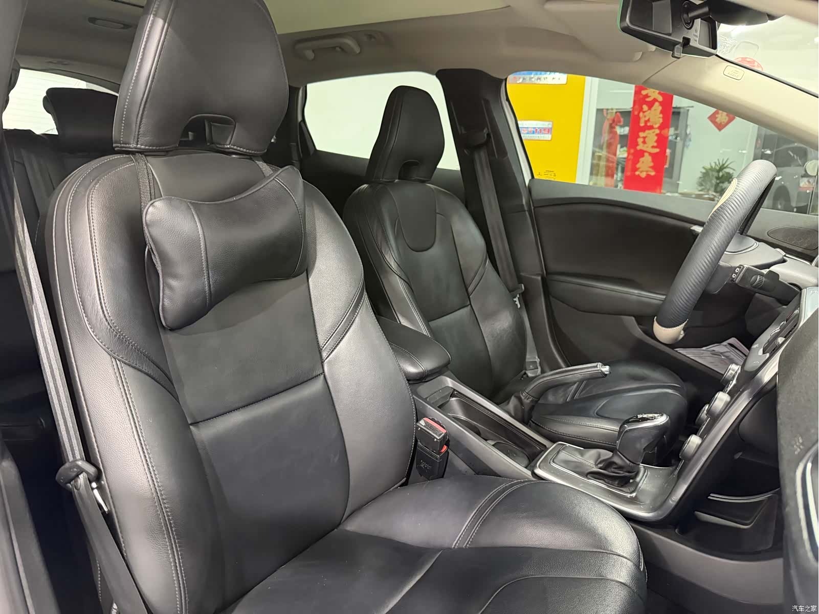 Volvo V40, 2016 13