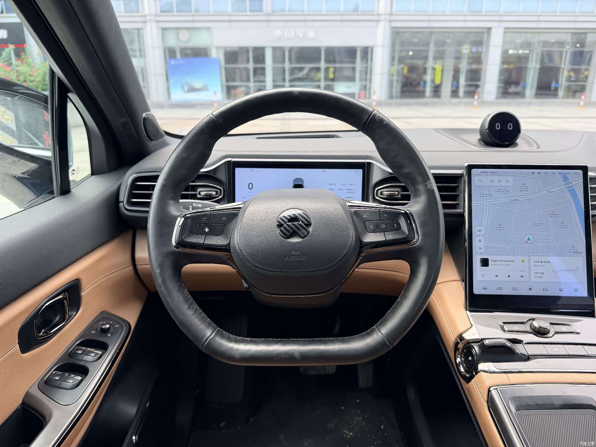 NIO ES8, 2021 14