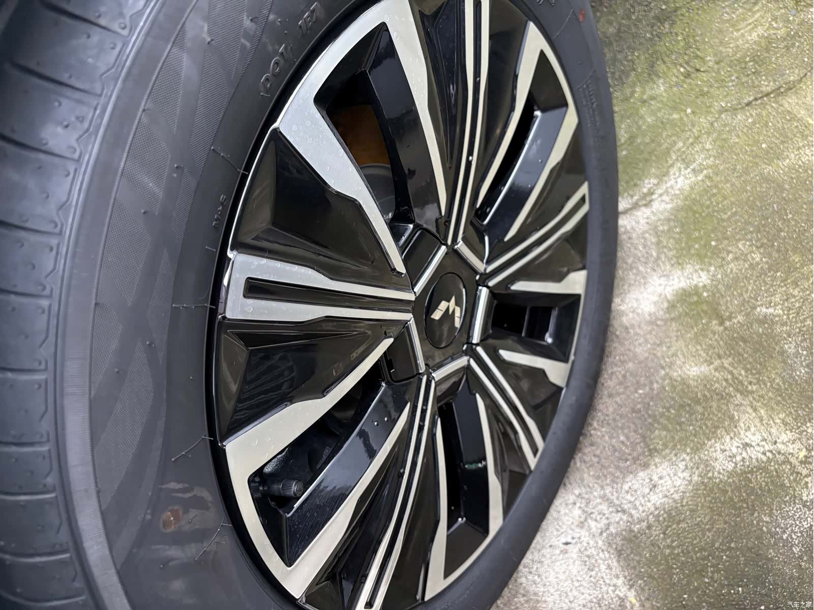 Wuling 730, 2025 11