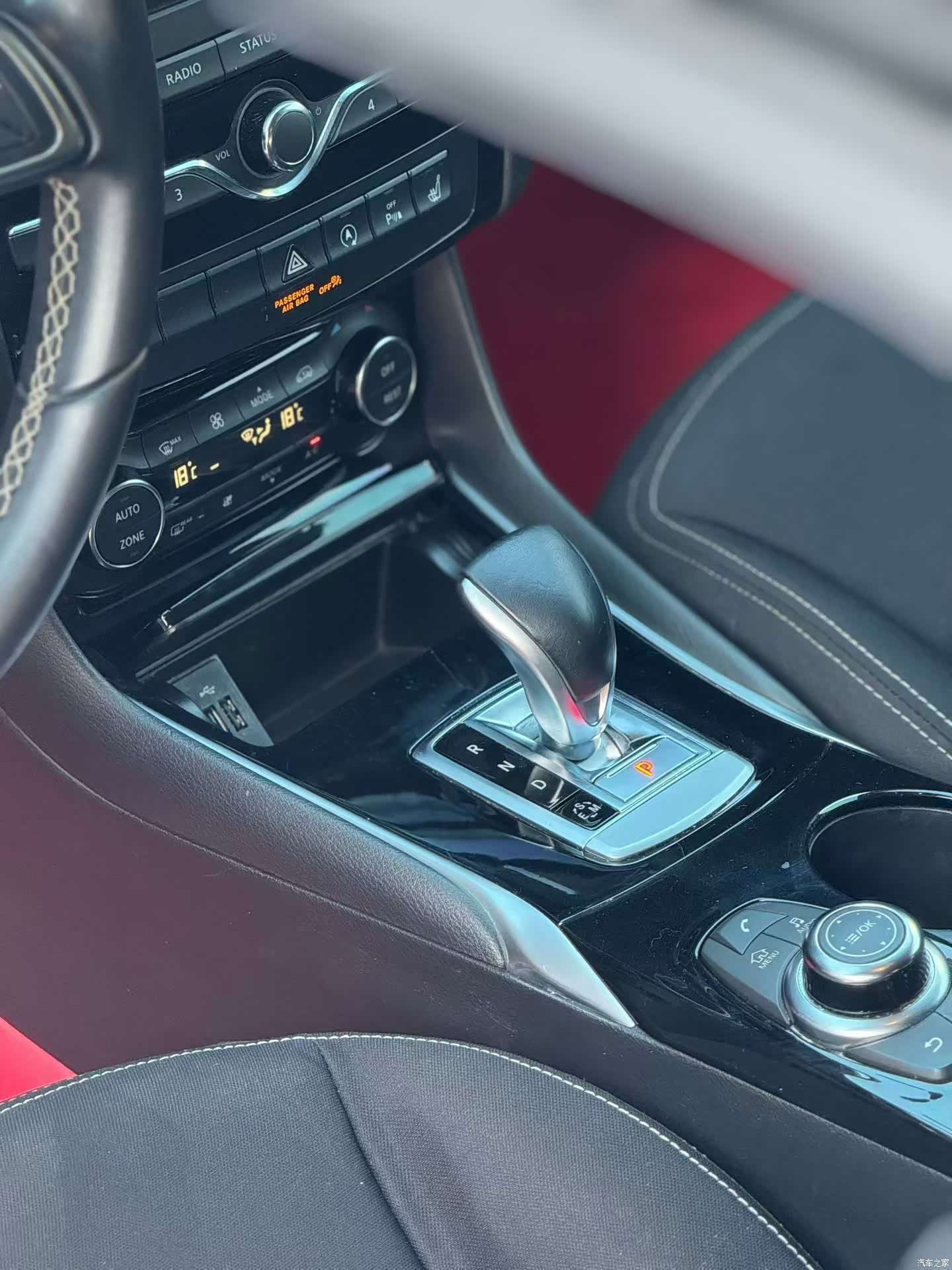Infiniti QX30, 2018 3