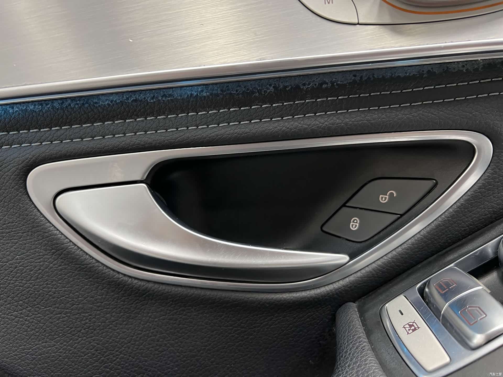 Mercedes-Benz C-Class, 2016 40