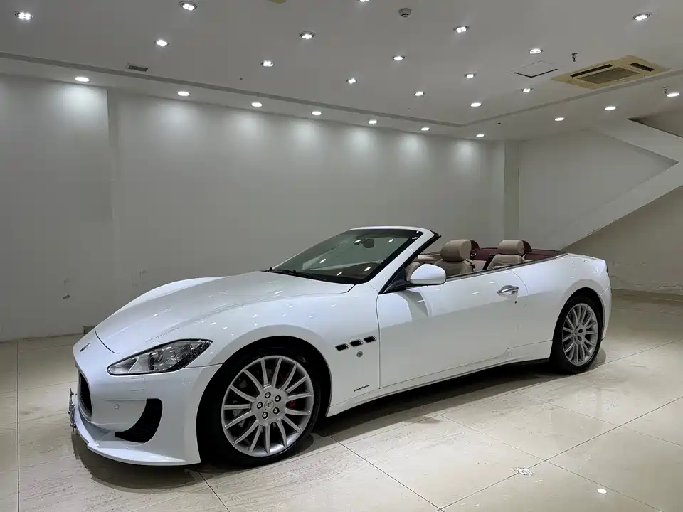 Maserati GranCabrio