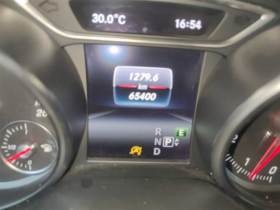 Mercedes-Benz GLA Mercedes-Benz GLA