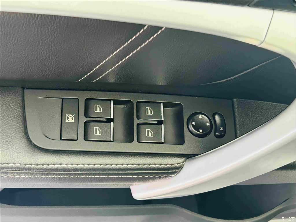 Geely Emgrand, 2016 18