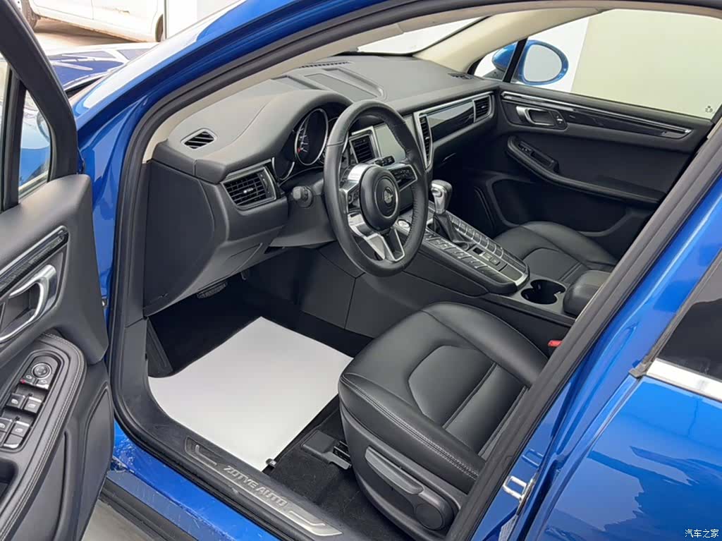 Zotye SR9, 2017 14