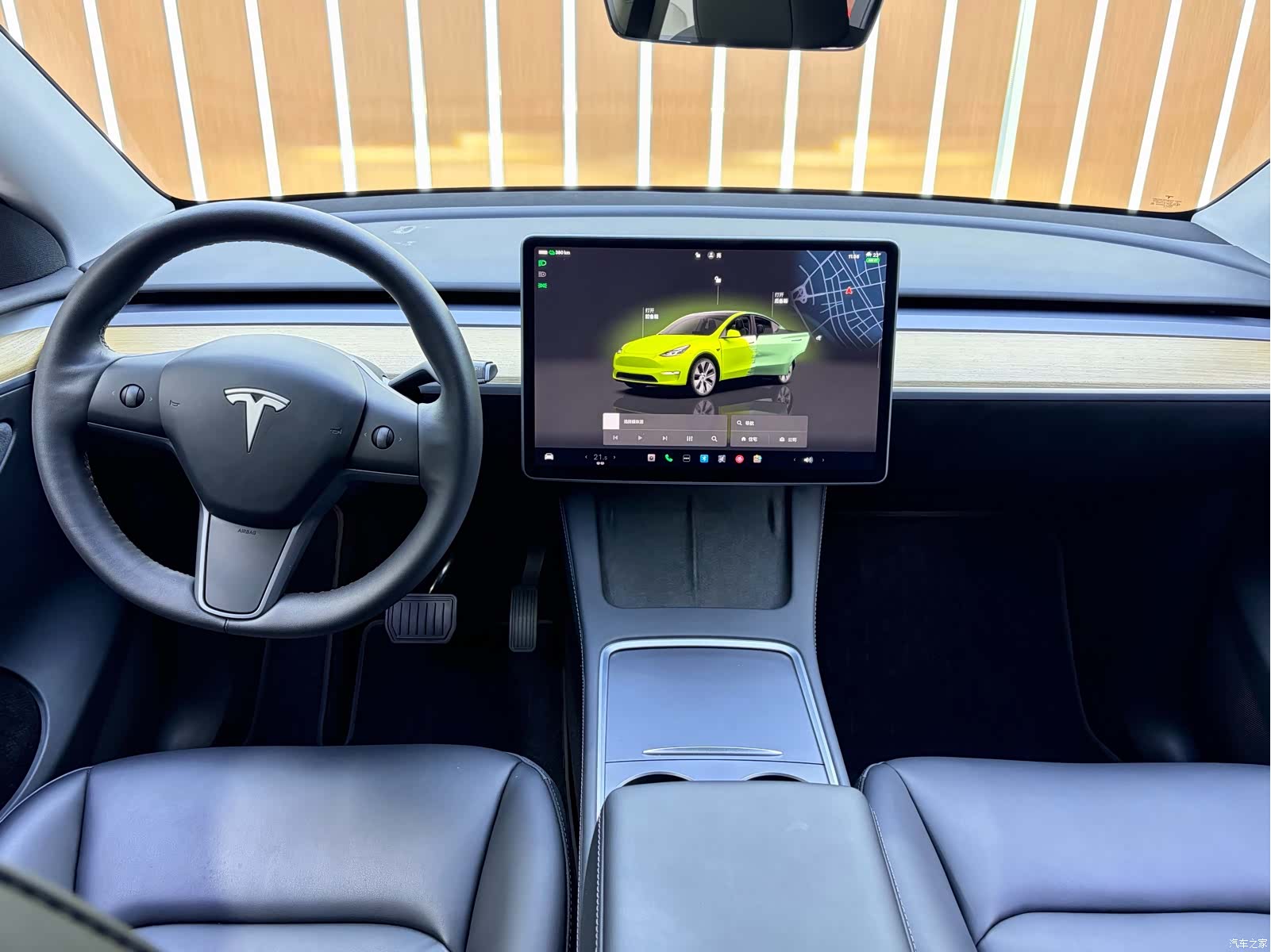 Tesla Model Y, 2023 все фото