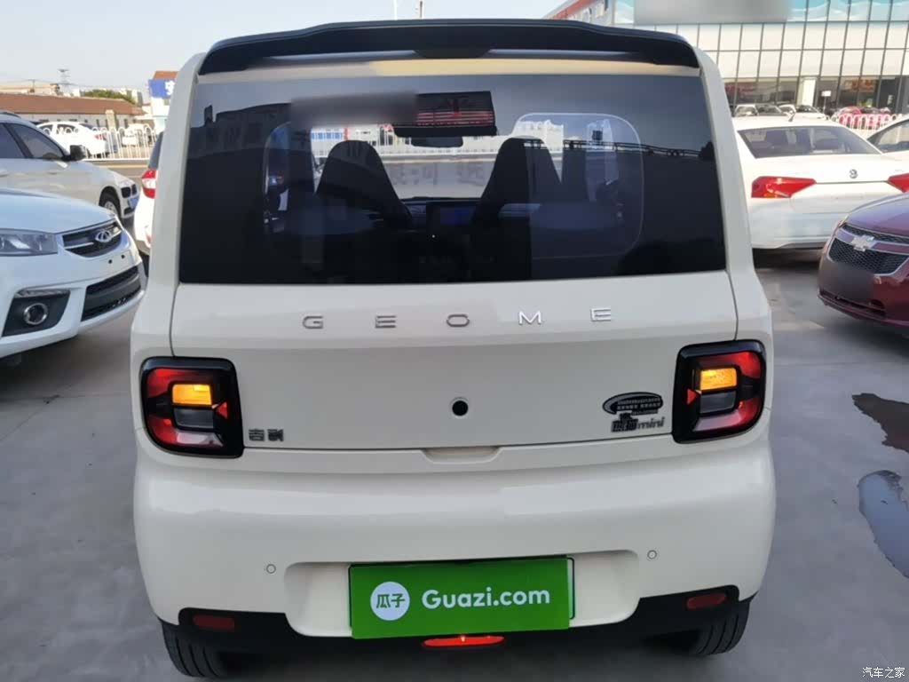 Geely Panda, 2025 6