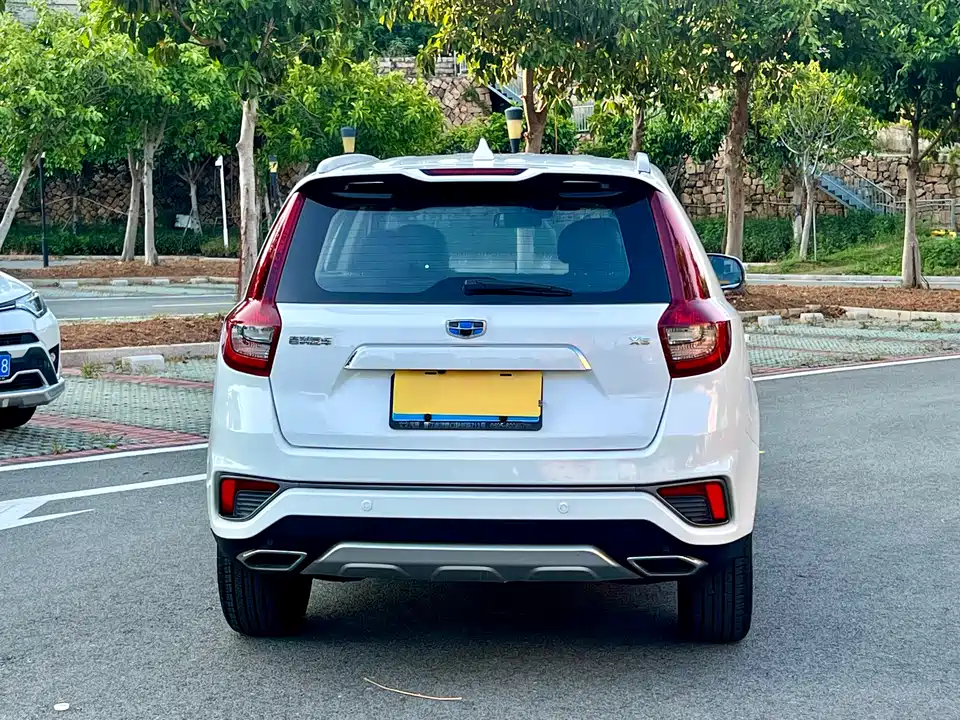 Geely Vision X6