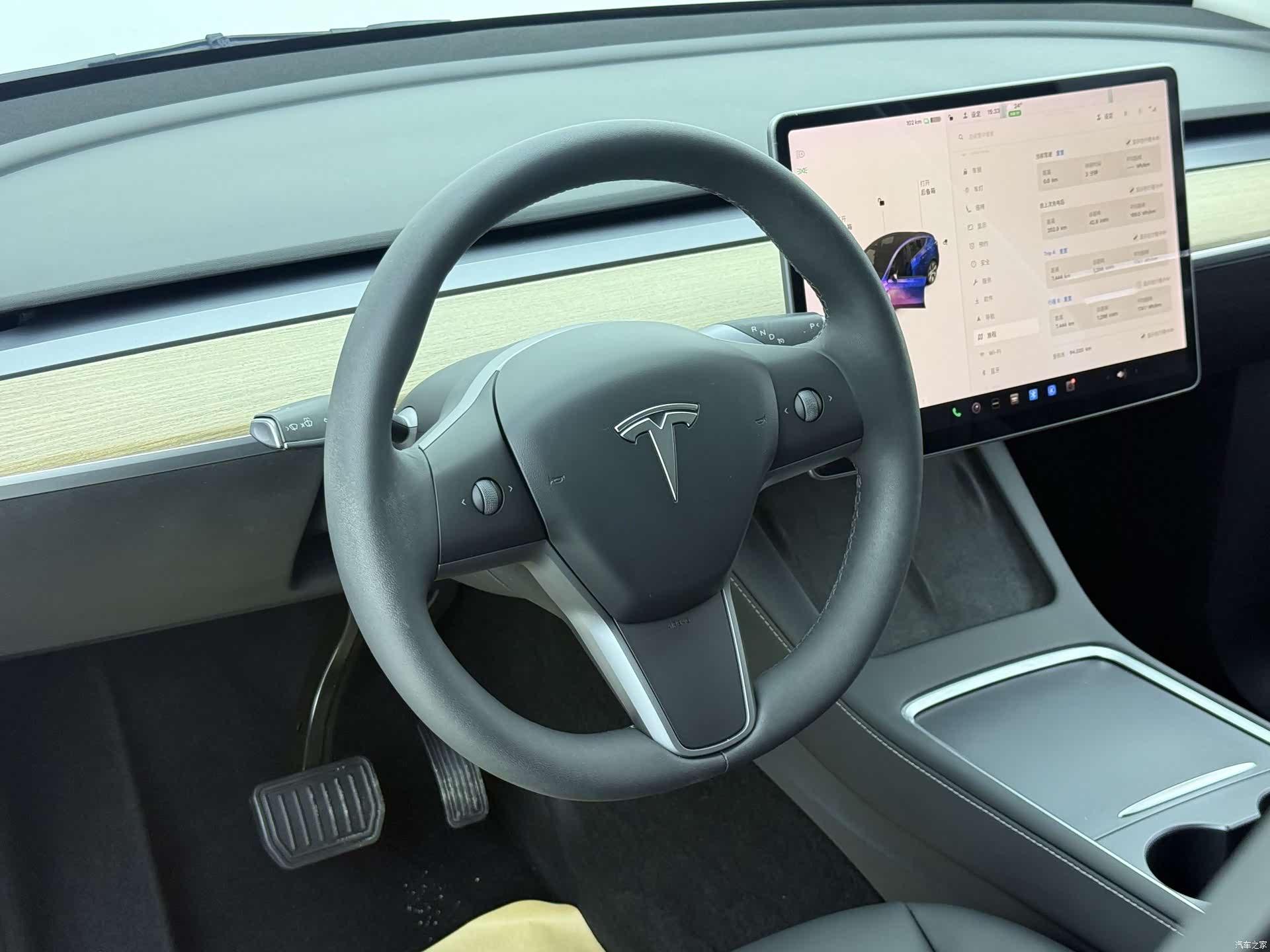 Tesla Model Y, 2021 все фото