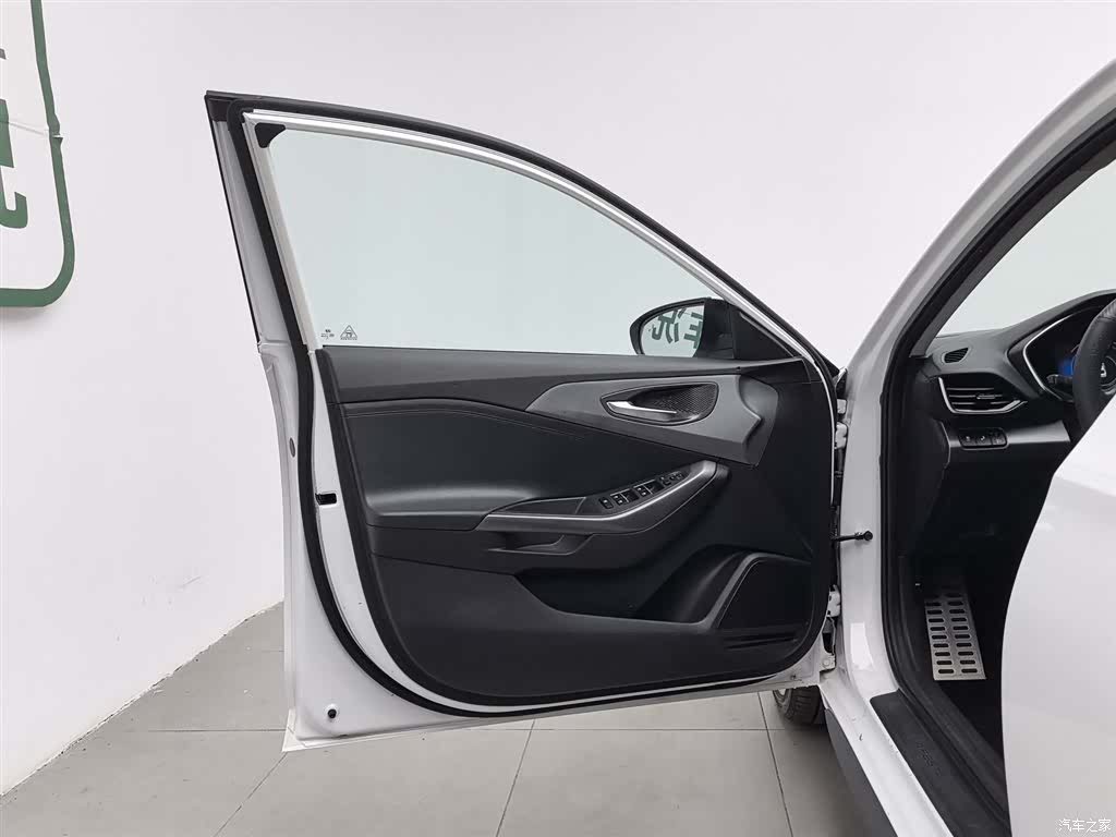 Hyundai Lafesta, 2020 8