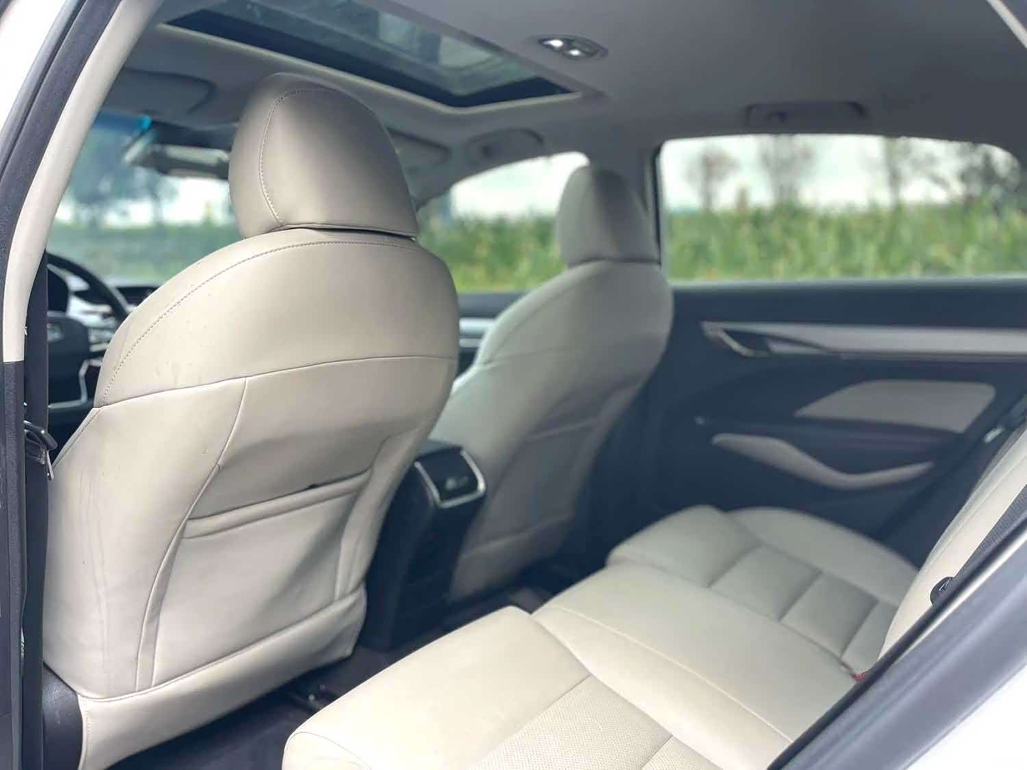 Geely Binray, 2019 4