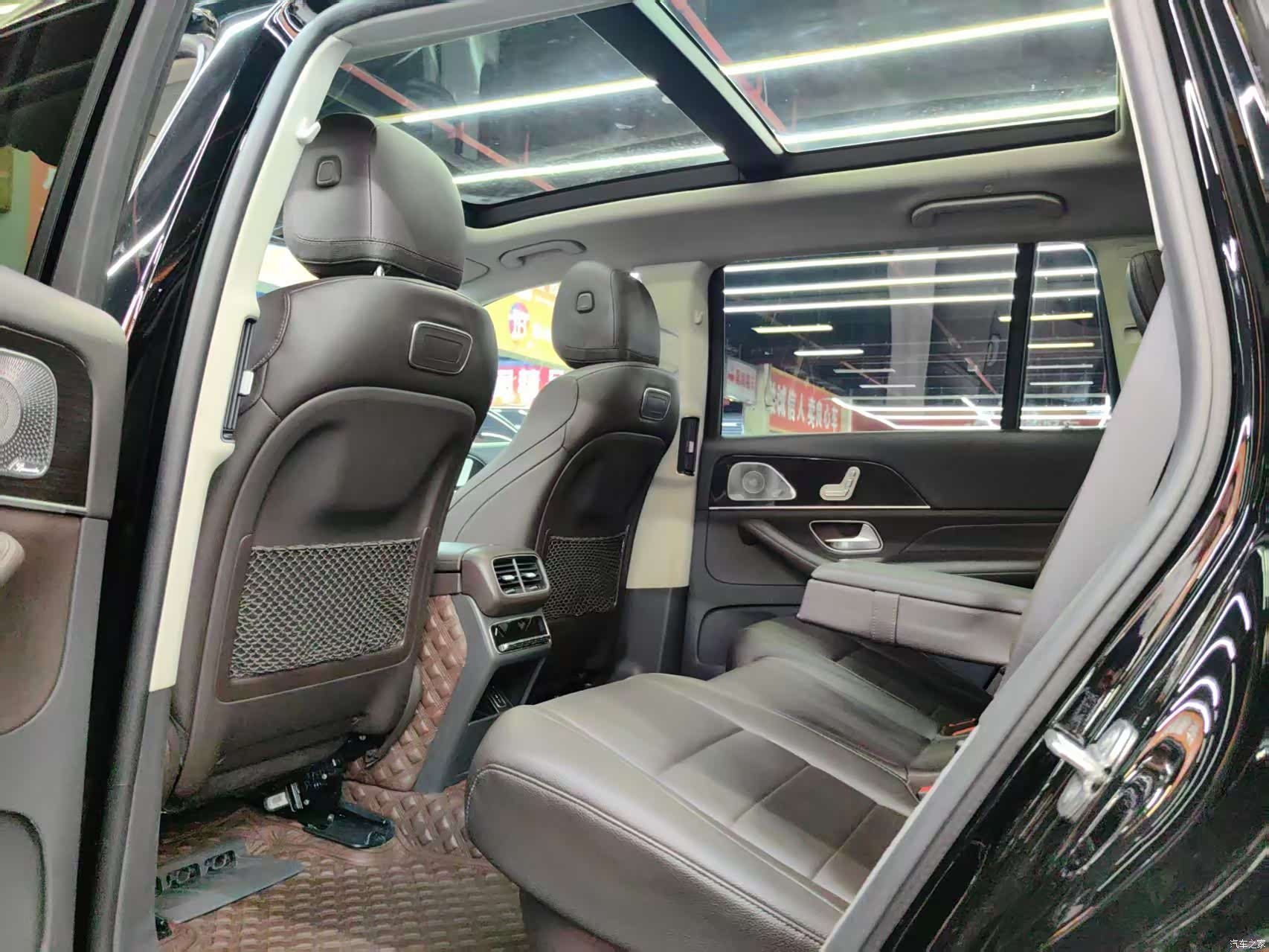 Mercedes-Benz GLS, 2020 13