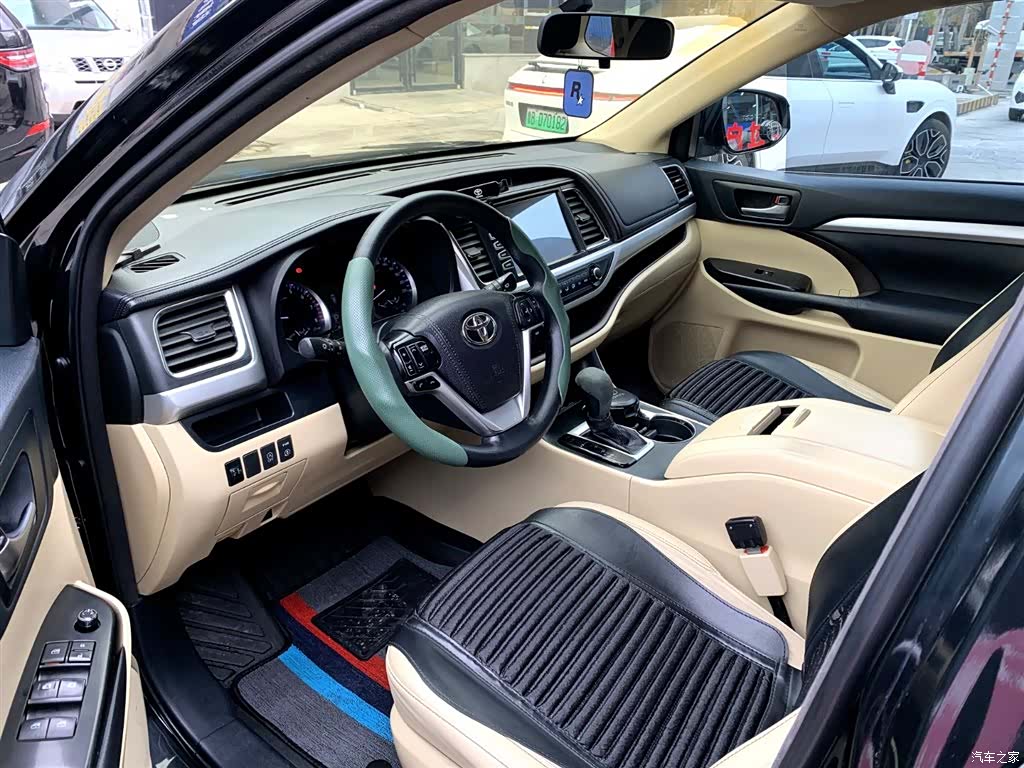Toyota Highlander, 2018 все фото