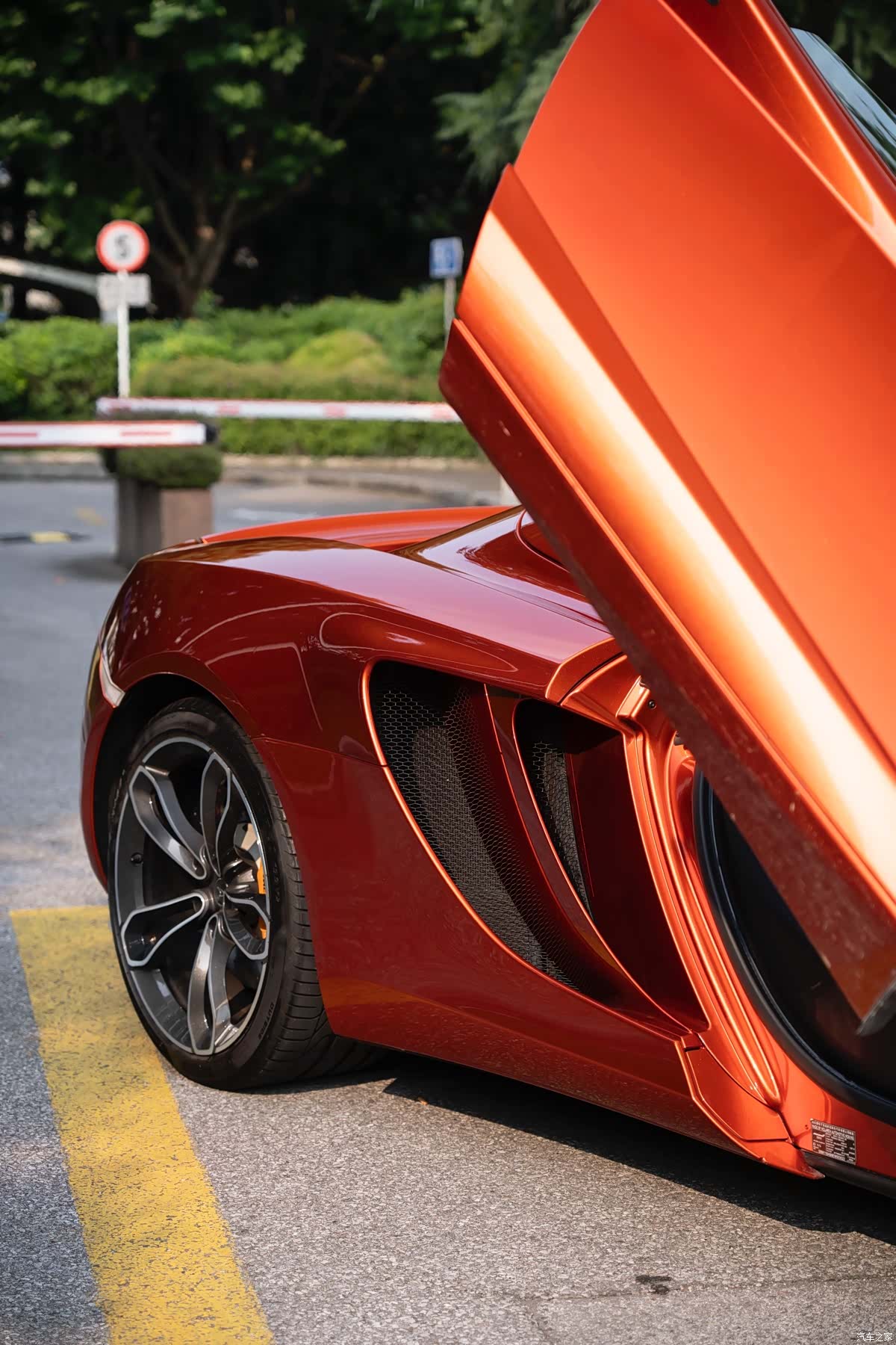 McLaren 12C, 2014 все фото