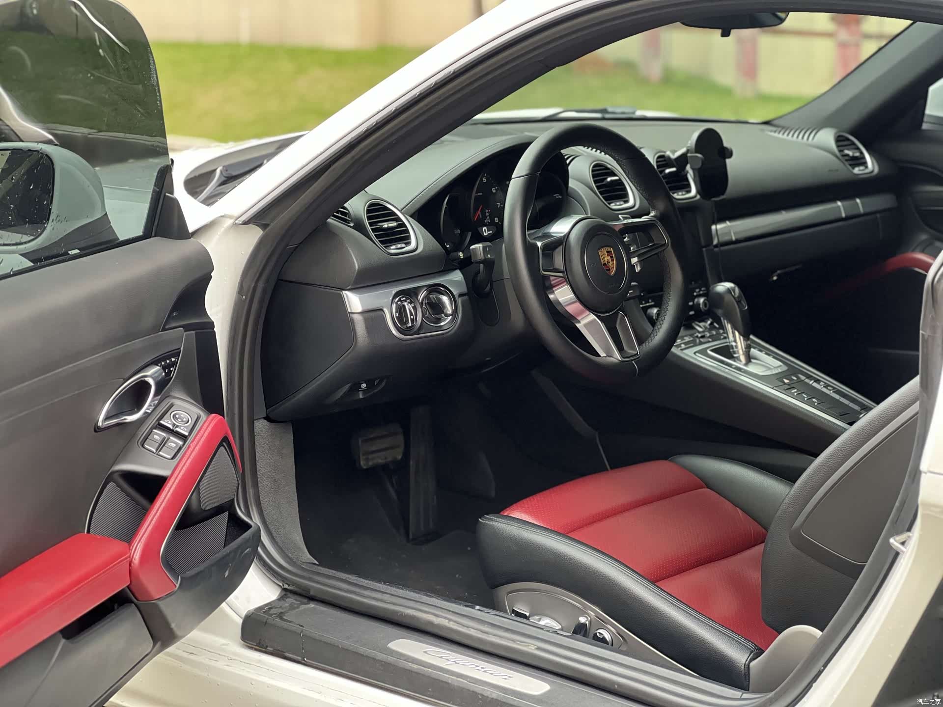Porsche Cayman, 2017 6