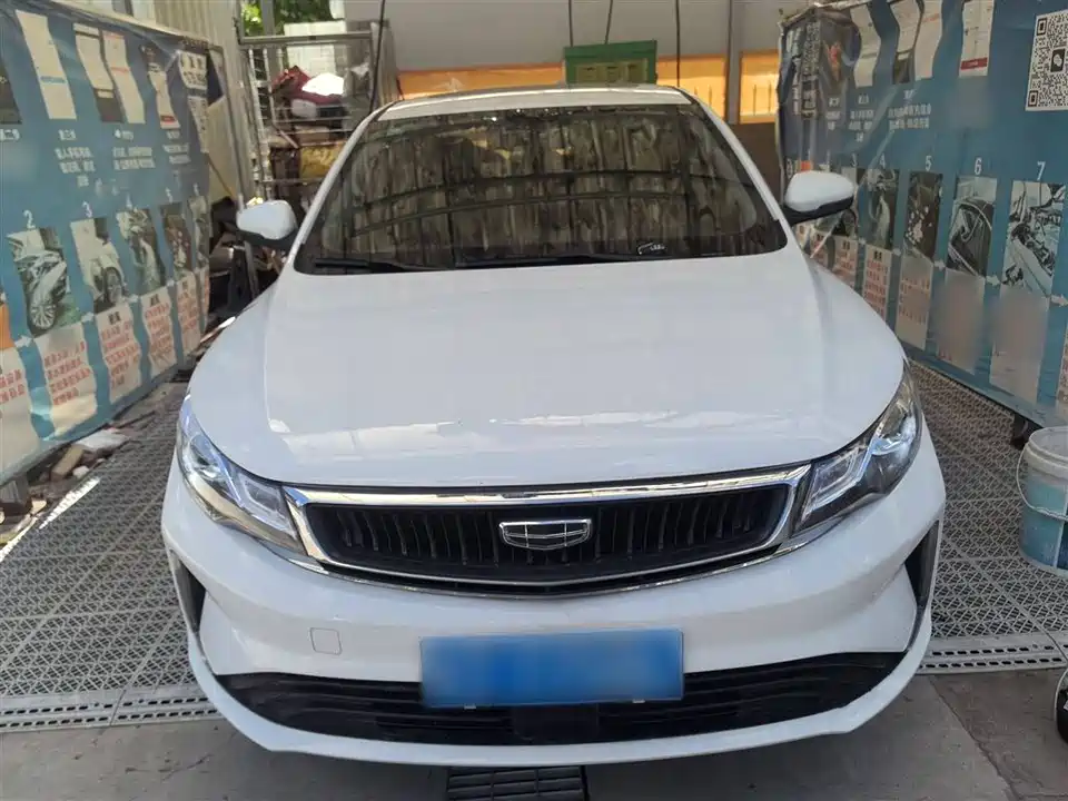 Geely Emgrand GL