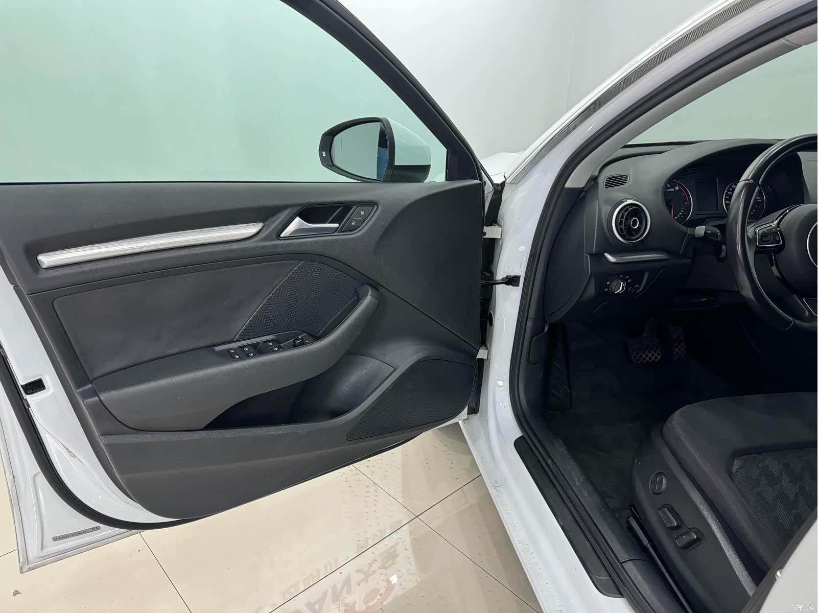 Audi A3, 2017 все фото