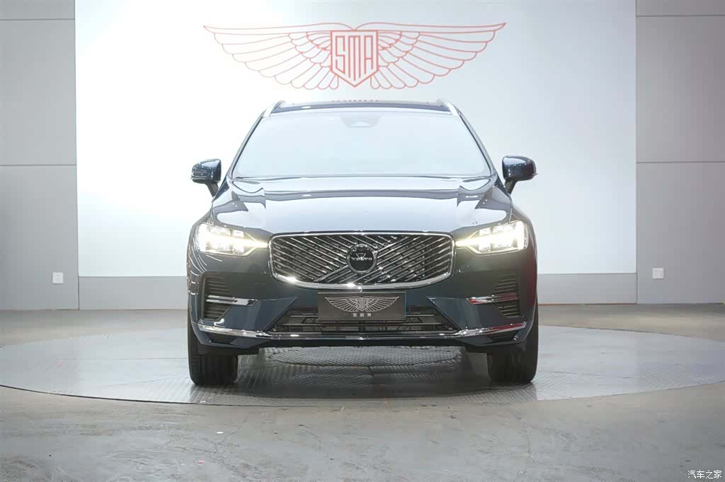 Volvo XC60, 2025 3