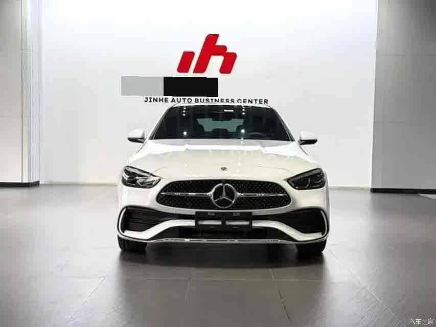 Mercedes-Benz C-Class, 2024 2