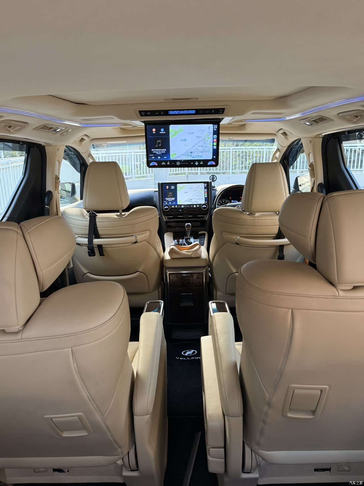 Toyota Alphard, 2019 21