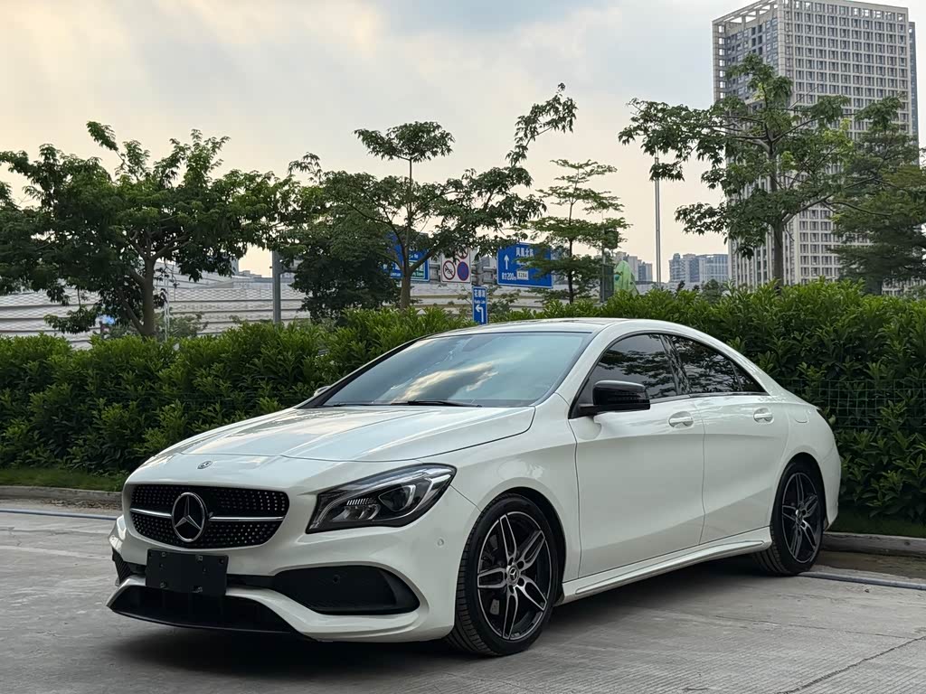 Mercedes-Benz CLA