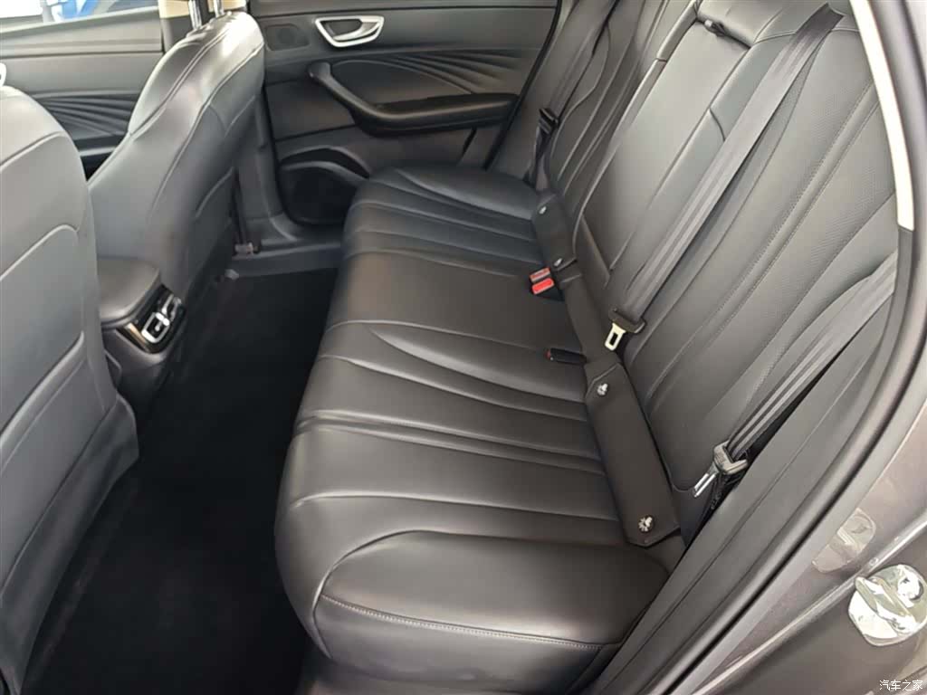 Roewe D7, 2025 17