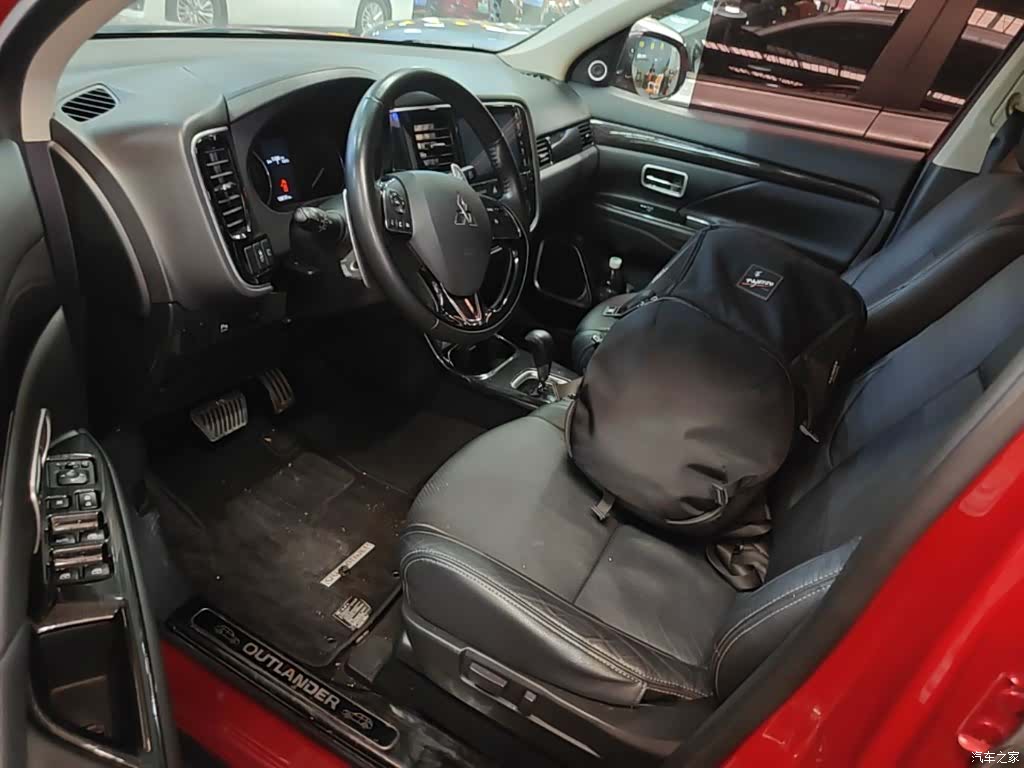 Mitsubishi Outlander, 2017 15