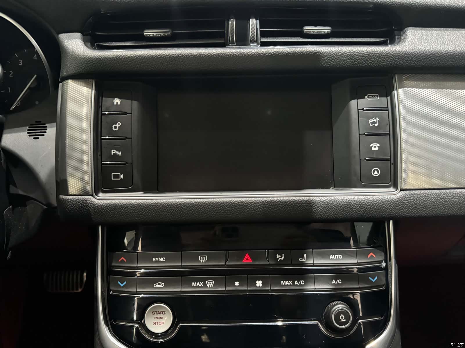 Land Rover XFL, 2018 14